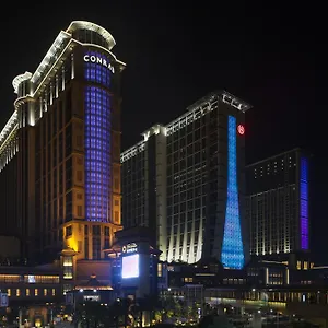 5* Отель Conrad